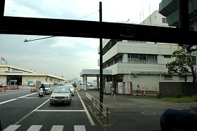 横浜交通開発バス61系統