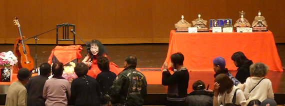 篠崎洋子 ひとりオペラ「平和の翼」杉田劇場ホール