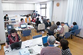 パソコンすまいるサロン(洋光台地域ケアプラザ)
