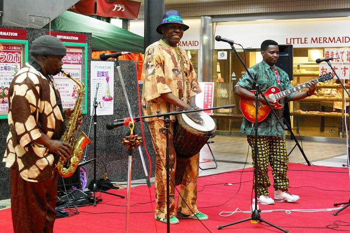 ���N�i�E�`���J�g�D���o�A�v�������c�n�ƍ� �S���Q�W��