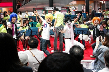 �u���X�E�J�X�~�b�V���A�v�������c�n�ƍ� �S���Q�W��