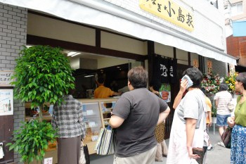 小島屋さん店頭