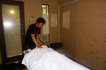 ボディケアルーム「楽なぁ〜る」