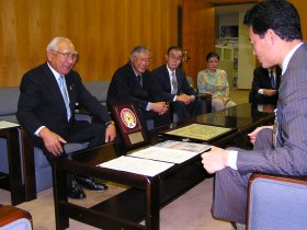 宮嶋会長と市長:会談中2