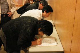 応援メッセージを色紙に