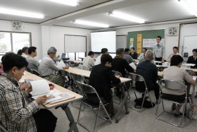 ������̗l�q