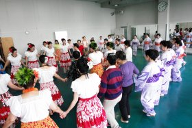 フラ+フォーク+民謡!