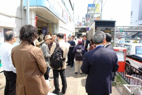 新杉田駅前に集合