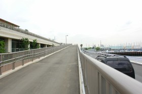 公園スロープ