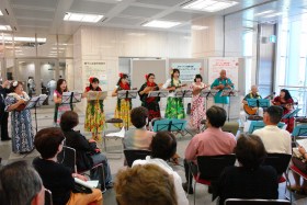 ��m�q�ƒ��Ԃ���