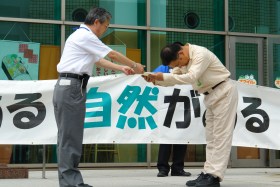 感謝状の贈呈