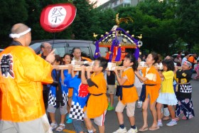 ウェスト☆キッズ 子ども神輿