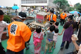 ウェスト☆キッズ 子ども神輿