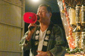 中原の万灯神輿