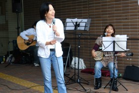 明石詩子さん