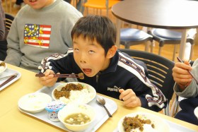 給食