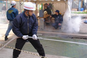 浜マーケットで防災訓練