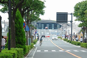 傳