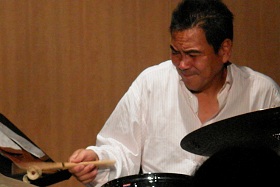 }CP͍ on Drums