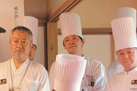 �H�V���E���_�����̑V�Q�O�O�X