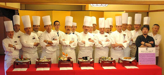 �H�V���E���_�����̑V�Q�O�O�X