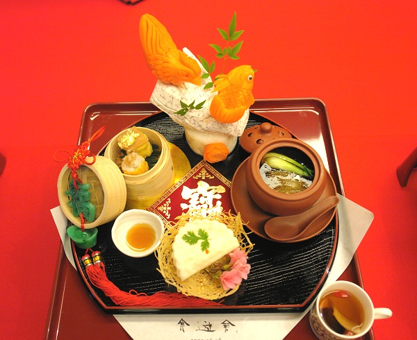 ���l�����̑V�Q�O�O�X