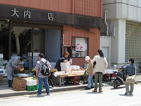 杉田の商店街が気仙沼の商店街を応援