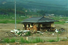 バルブのスタッフ全員で東北へ炊き出し
