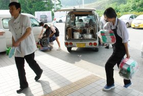バルブのスタッフ全員で東北へ炊き出し