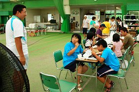 バルブのスタッフ全員で東北へ炊き出し