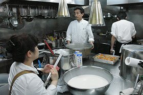 バルブのスタッフ全員で東北へ炊き出し