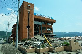 バルブのスタッフ全員で東北へ炊き出し