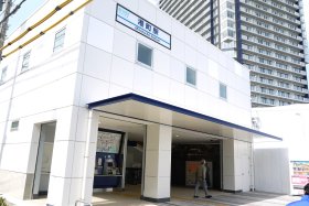 京急大師線 港町駅ホーム