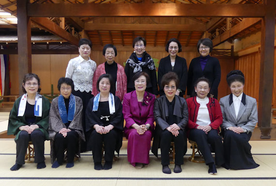 能楽堂で朗読 -ザ・トークの会-